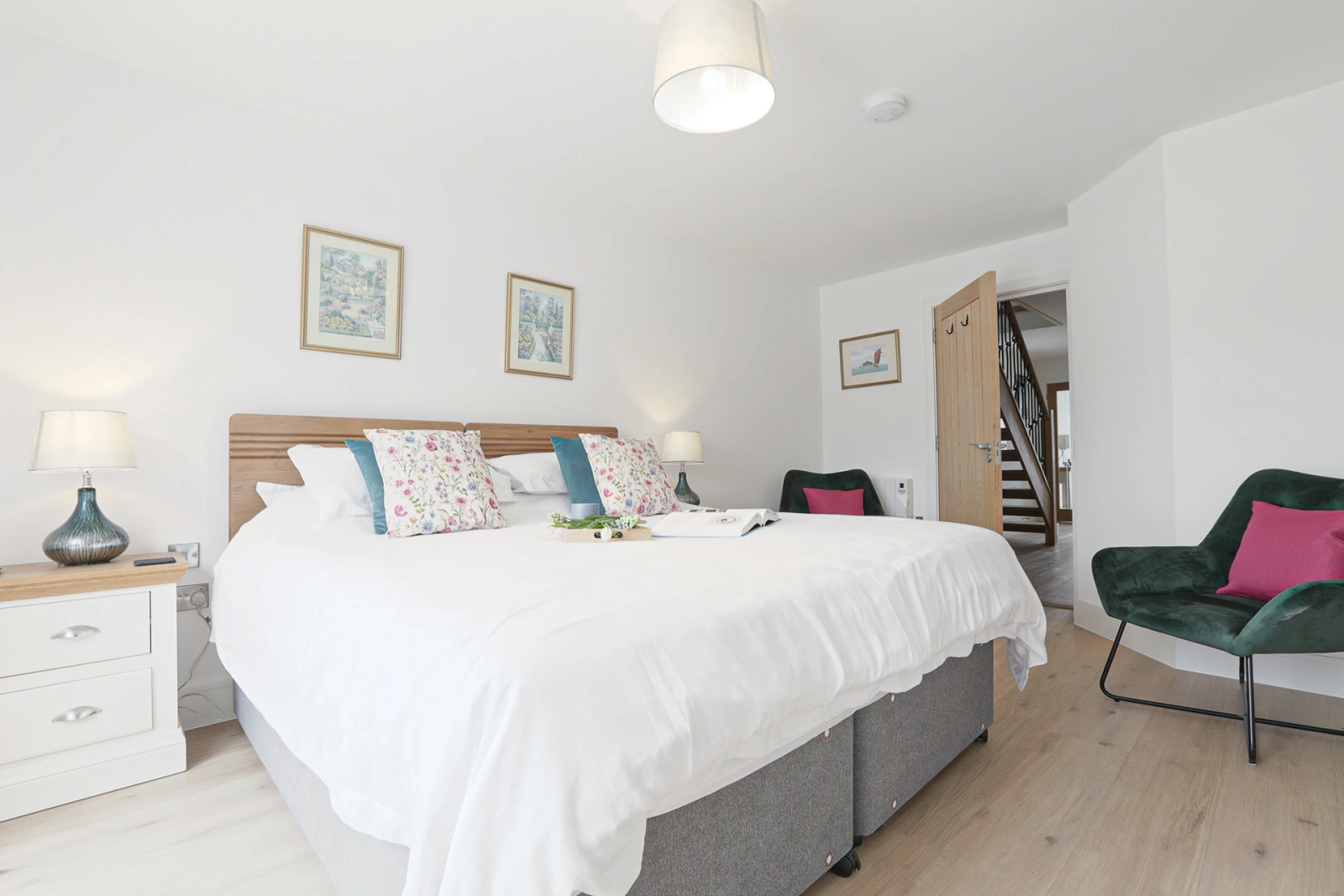 Ground floor master bedroom