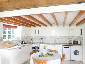 Property image 8 for THC136