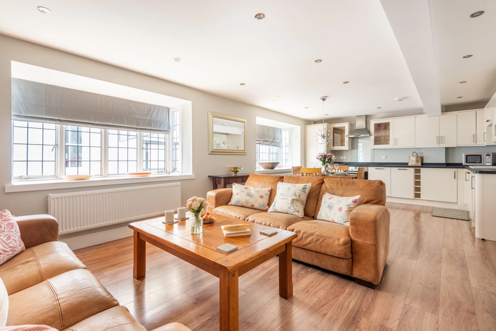 Open plan sitting area