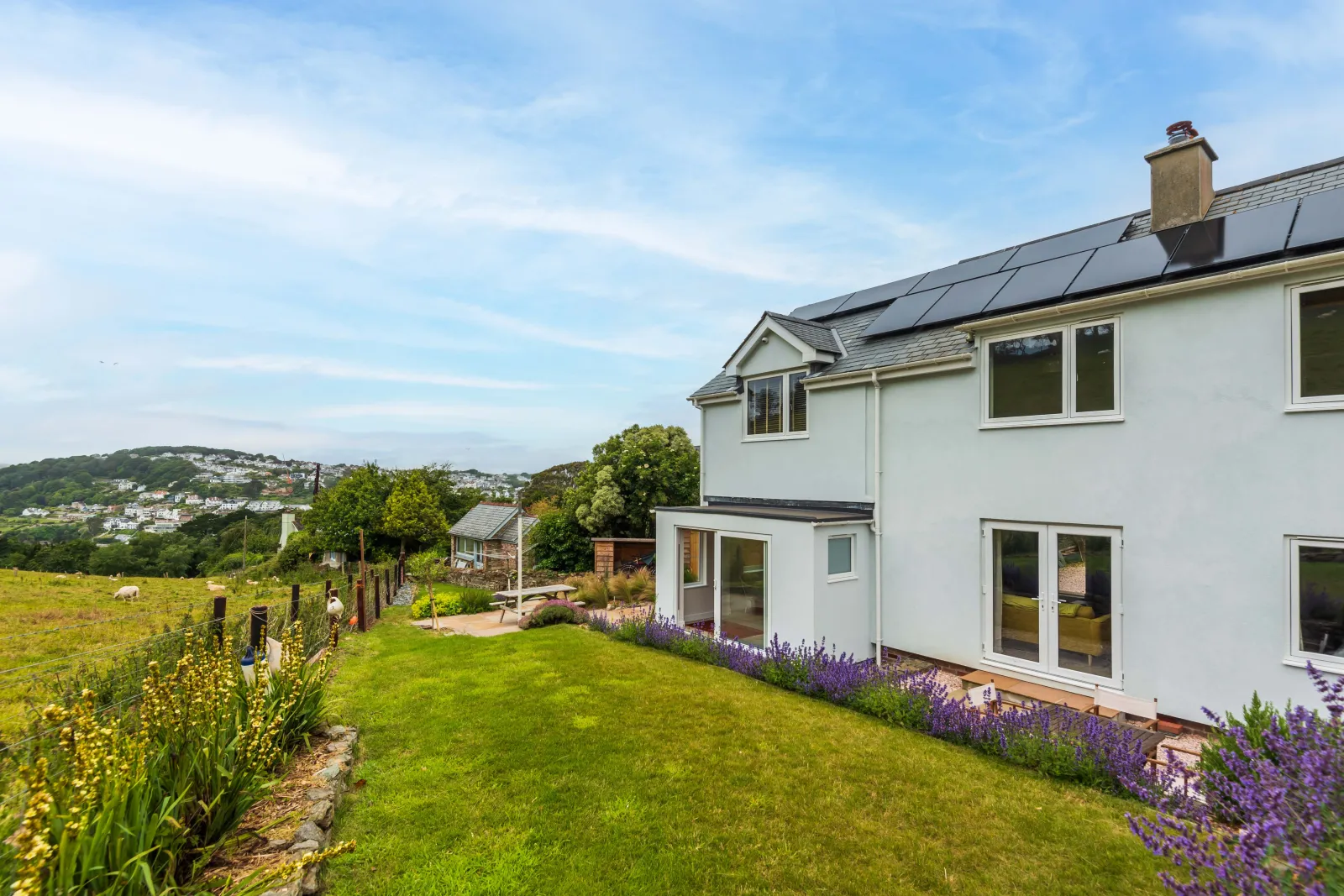 Welcome to 1 The Meadows, East Portlemouth with views of Salcombe