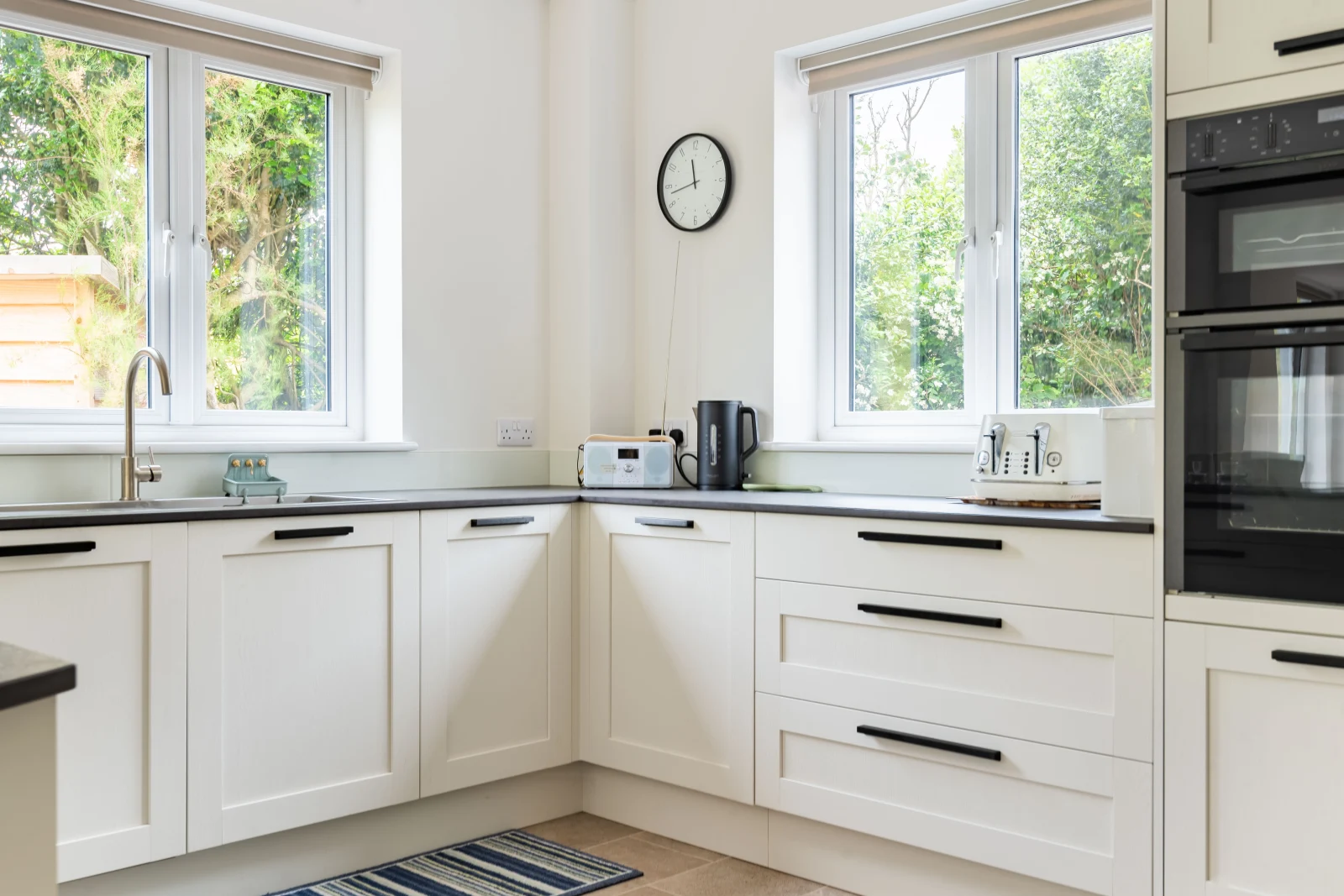 Another view of the kitchen