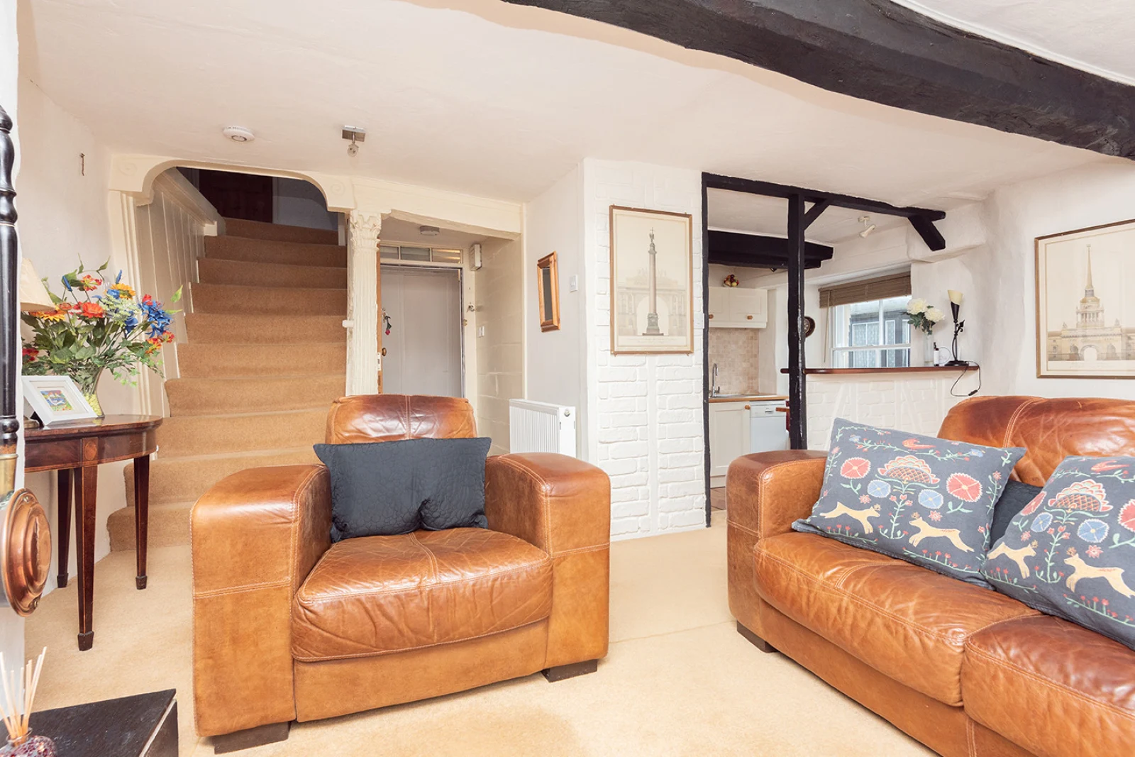 The lounge 