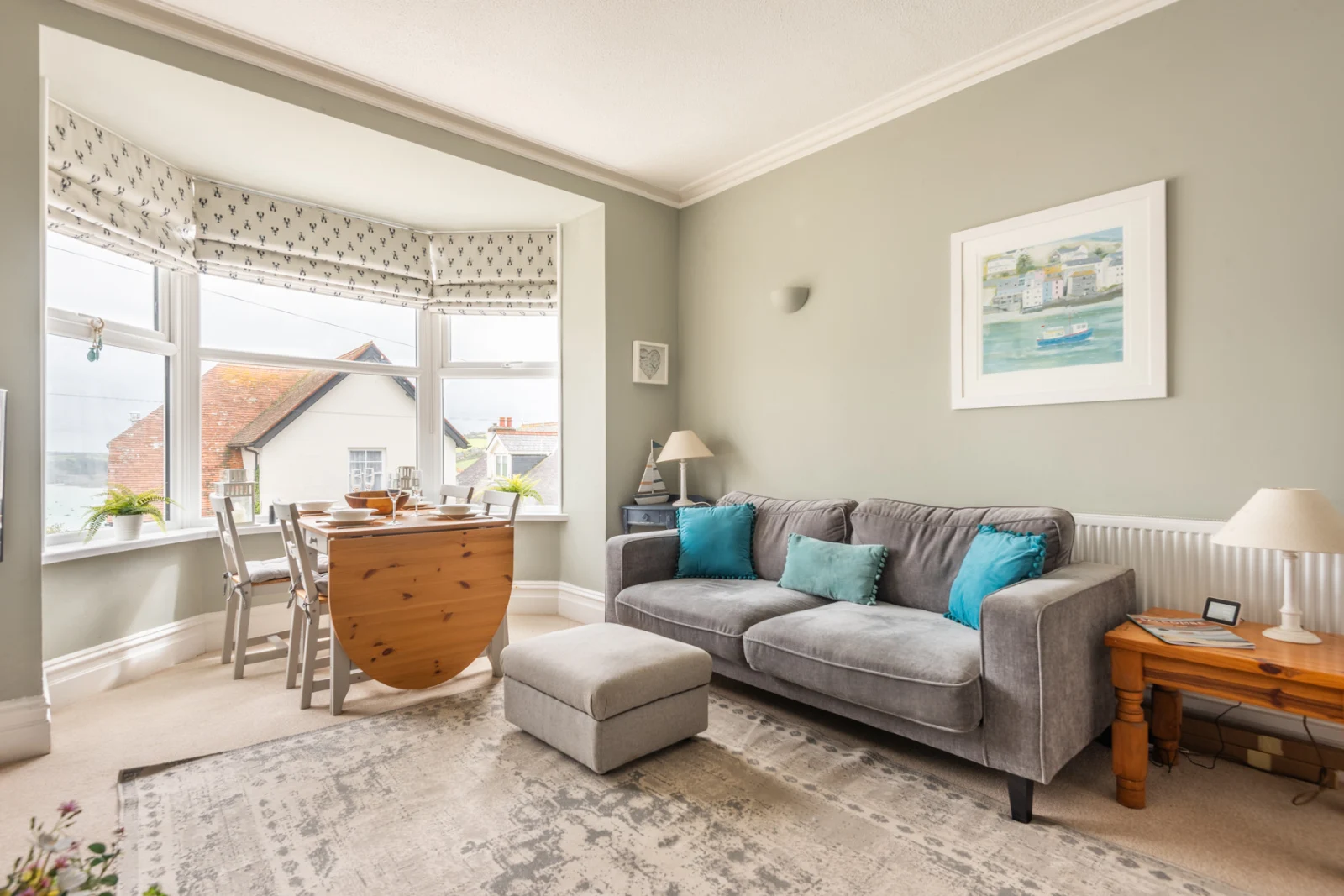 A closer look at the lounge