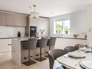 Kitchen diner with estuary views