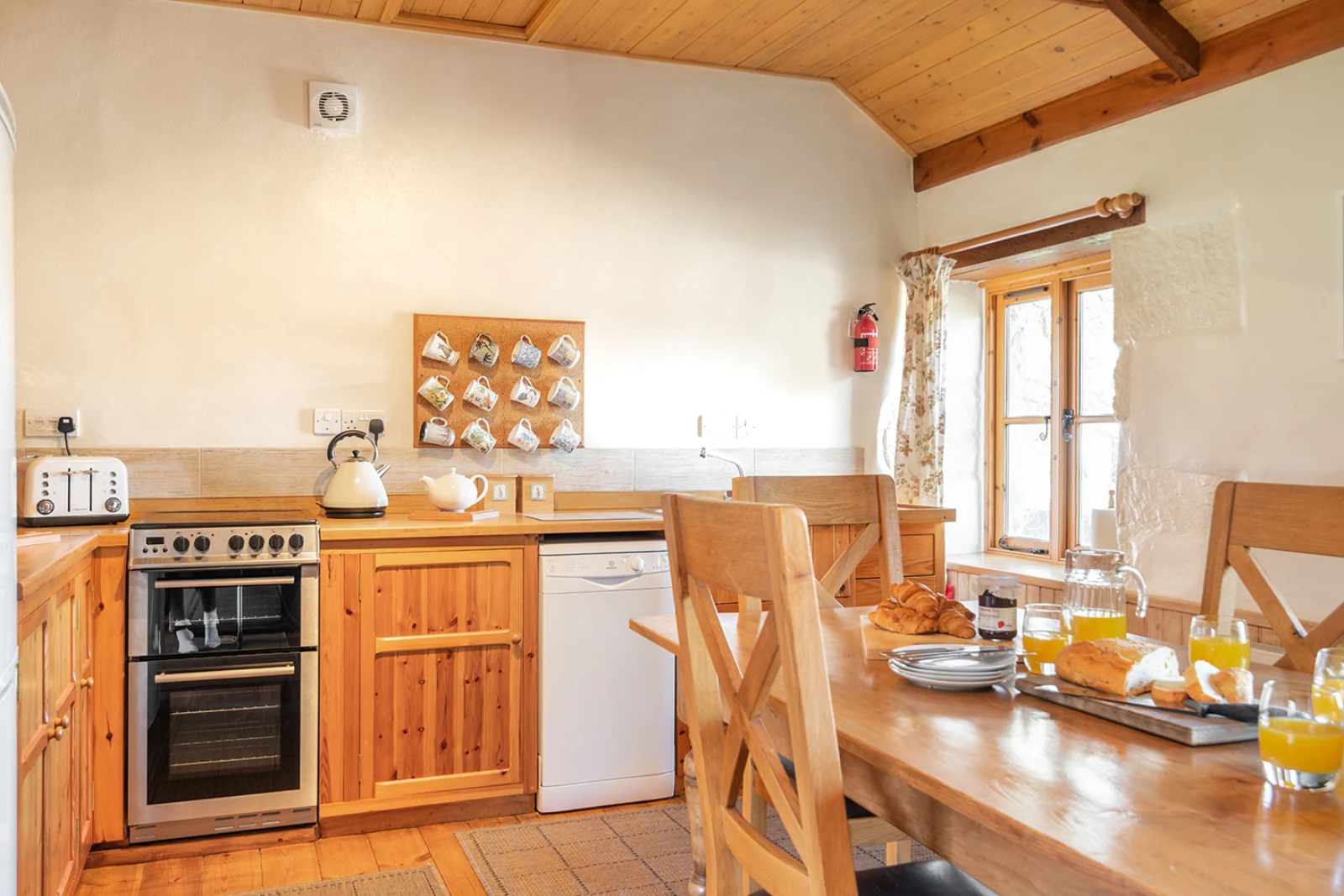 Property image 3 for THC231