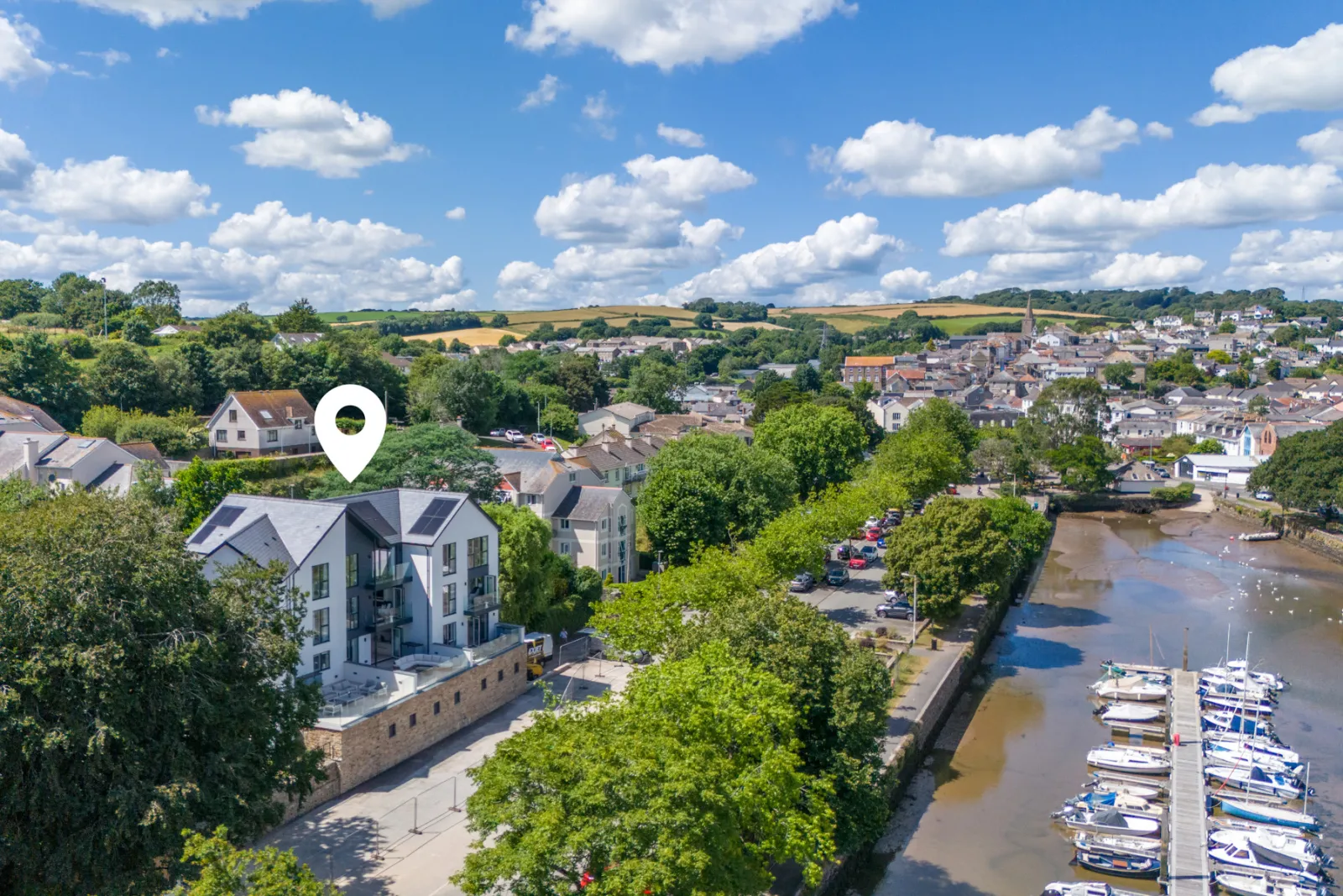Welcome to Meadow Bank -three bedroom contemporary dog friendly holiday home in Kingsbridge, South Devon