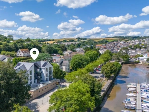 Welcome to Meadow Bank -three bedroom contemporary dog friendly holiday home in Kingsbridge, South Devon