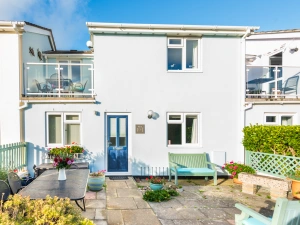 2 West Park Mews