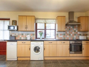 Fitted Kitchen