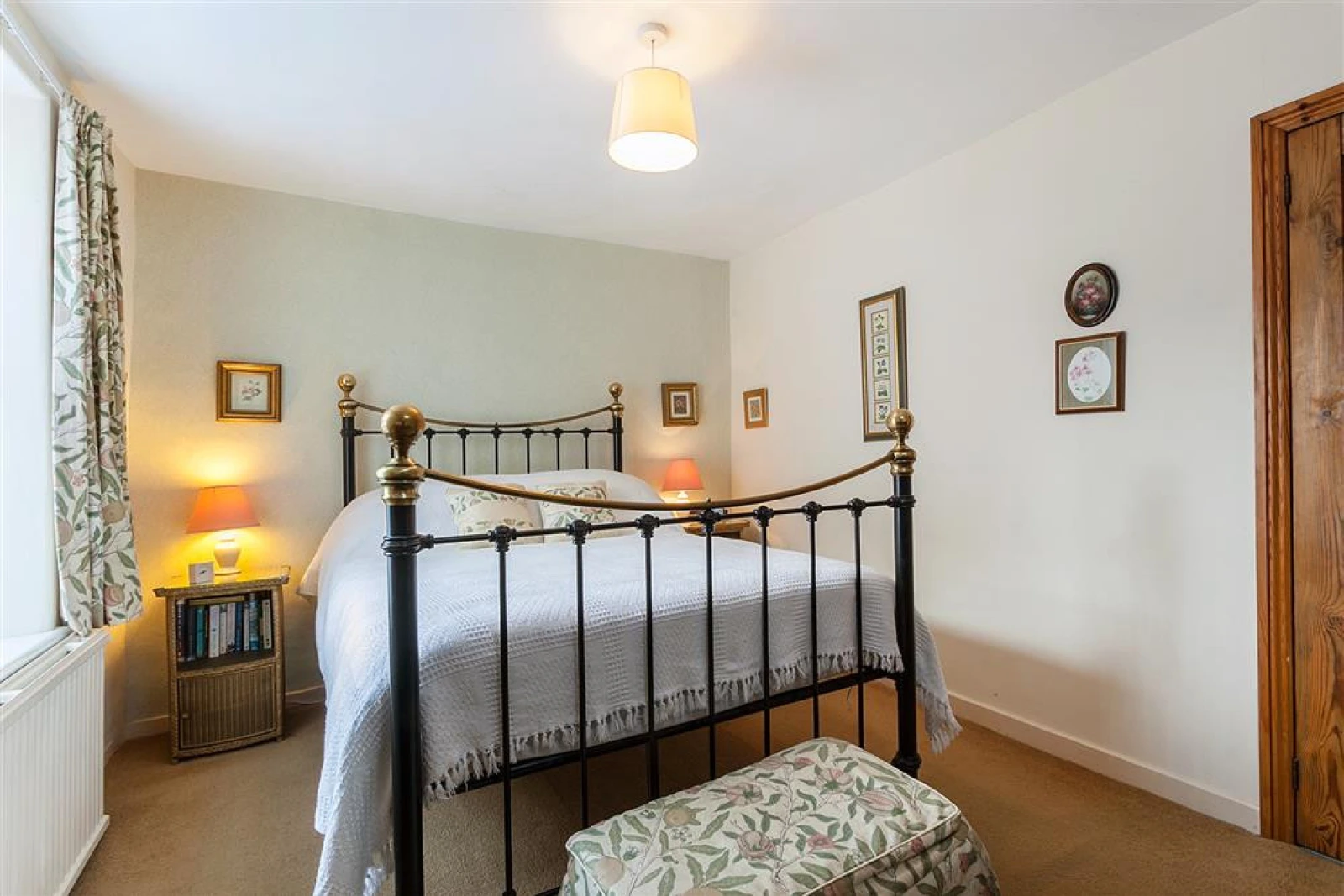 The lovely second double bedroom.