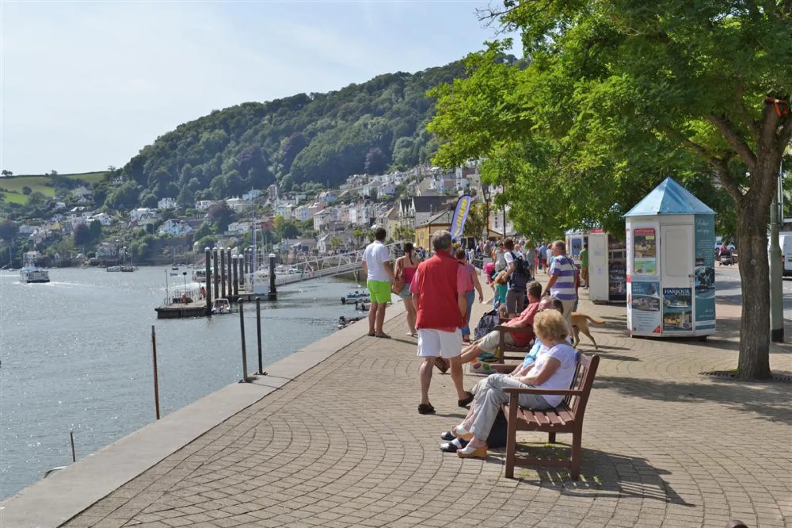 Enjoy a stroll along the nearby Dartmouth Embankment.