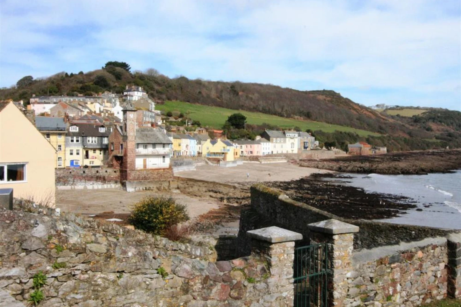 Kingsand Village