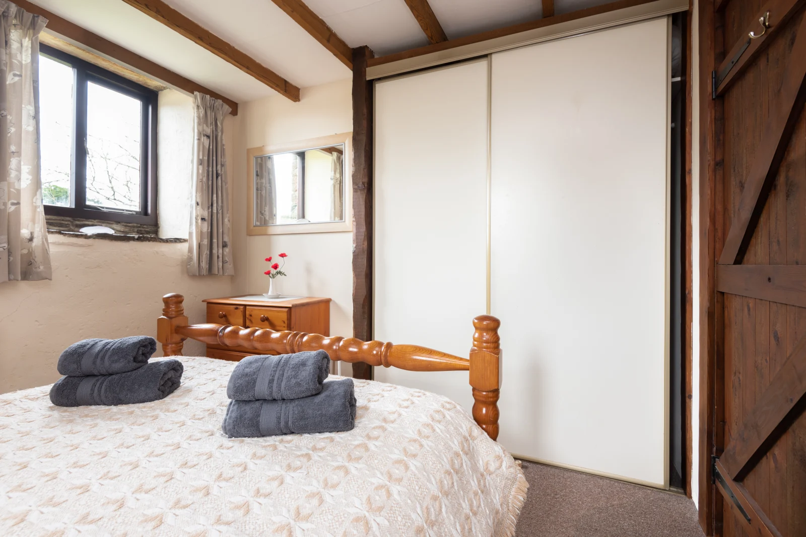 Double bedroom continued 