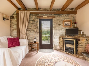 Cob Loaf Cottage