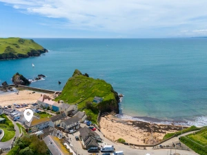 The two beaches in the bay of Hope Cove have their own characters and charms. 
