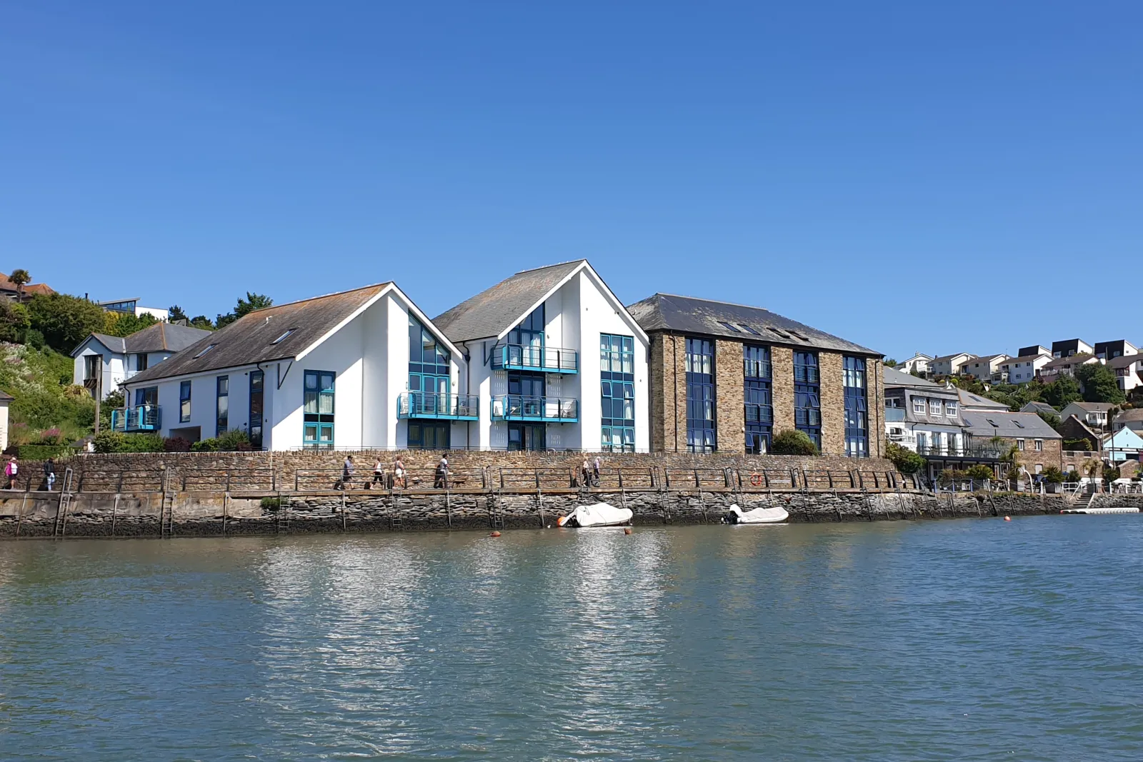 Welcome to 5 Crabshell Quay!