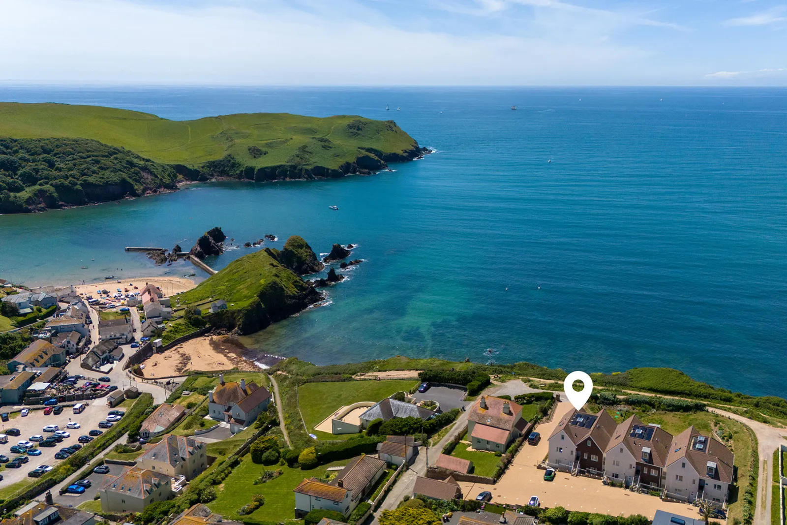 The location of 5 The Lanterns is just unbeatable! 