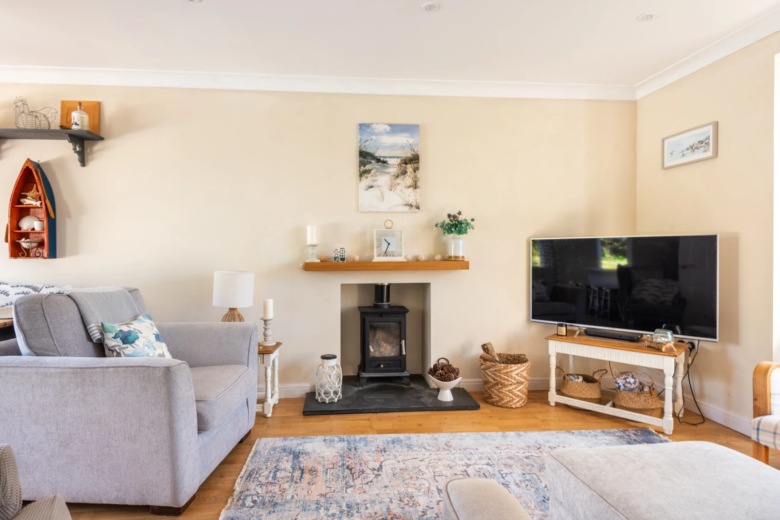 The cosy lounge area