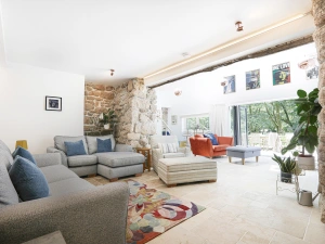 Property image 4 for THC864