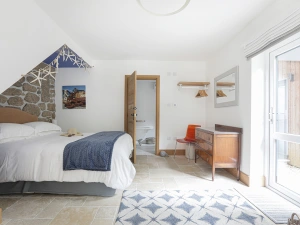 Property image 6 for THC864