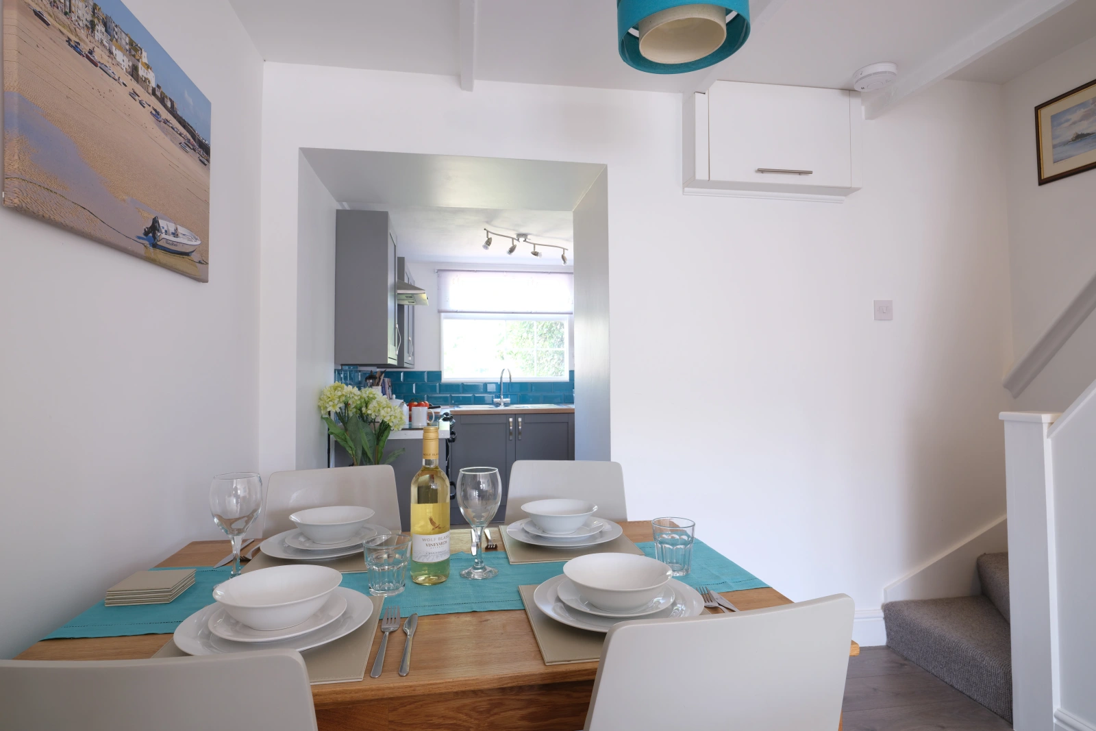 Dining space cont