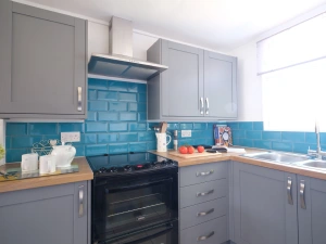 Kitchen continued