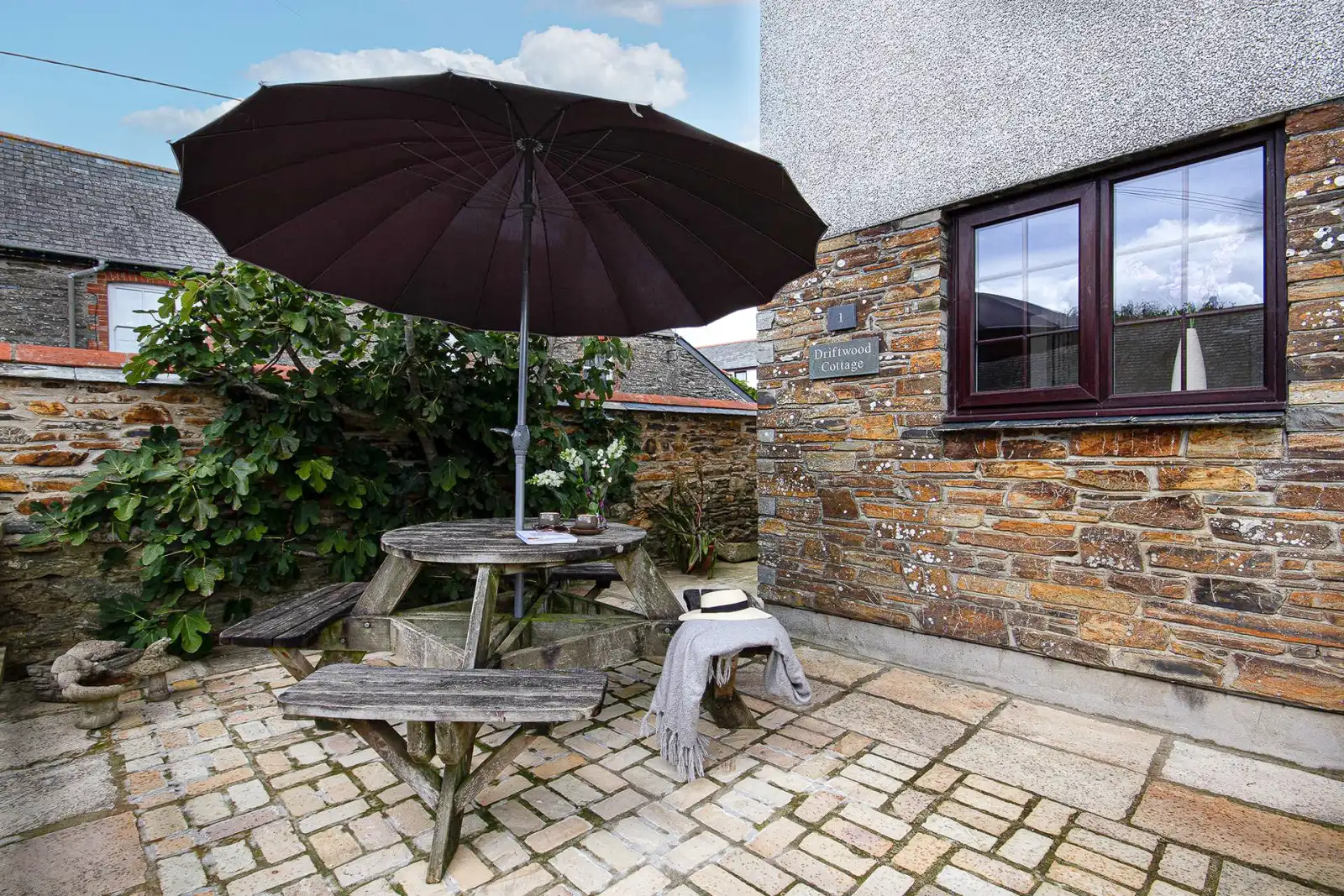Property image 4 for THC884