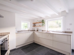 Kitchen continued
