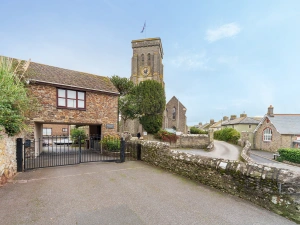 9 Rosemount Court