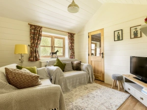 Property image 3 for THCA726