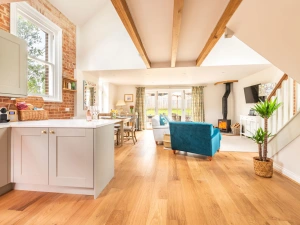 Property image 2 for THCA851