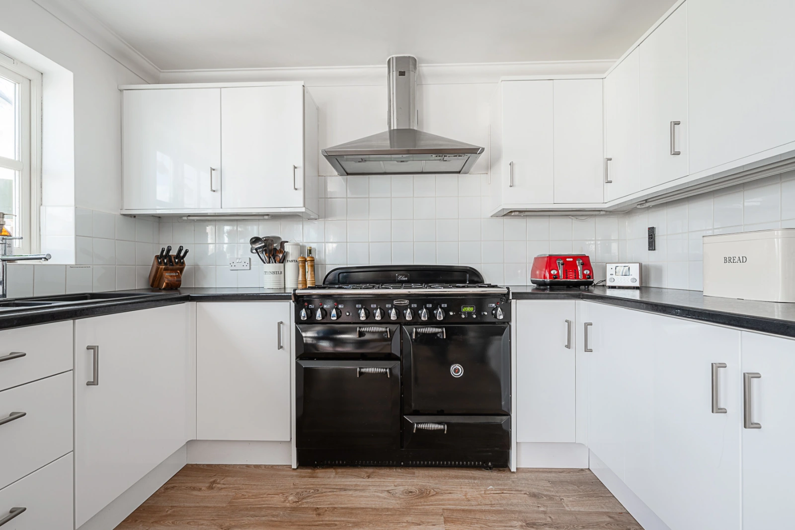 Property image 4 for THCA927