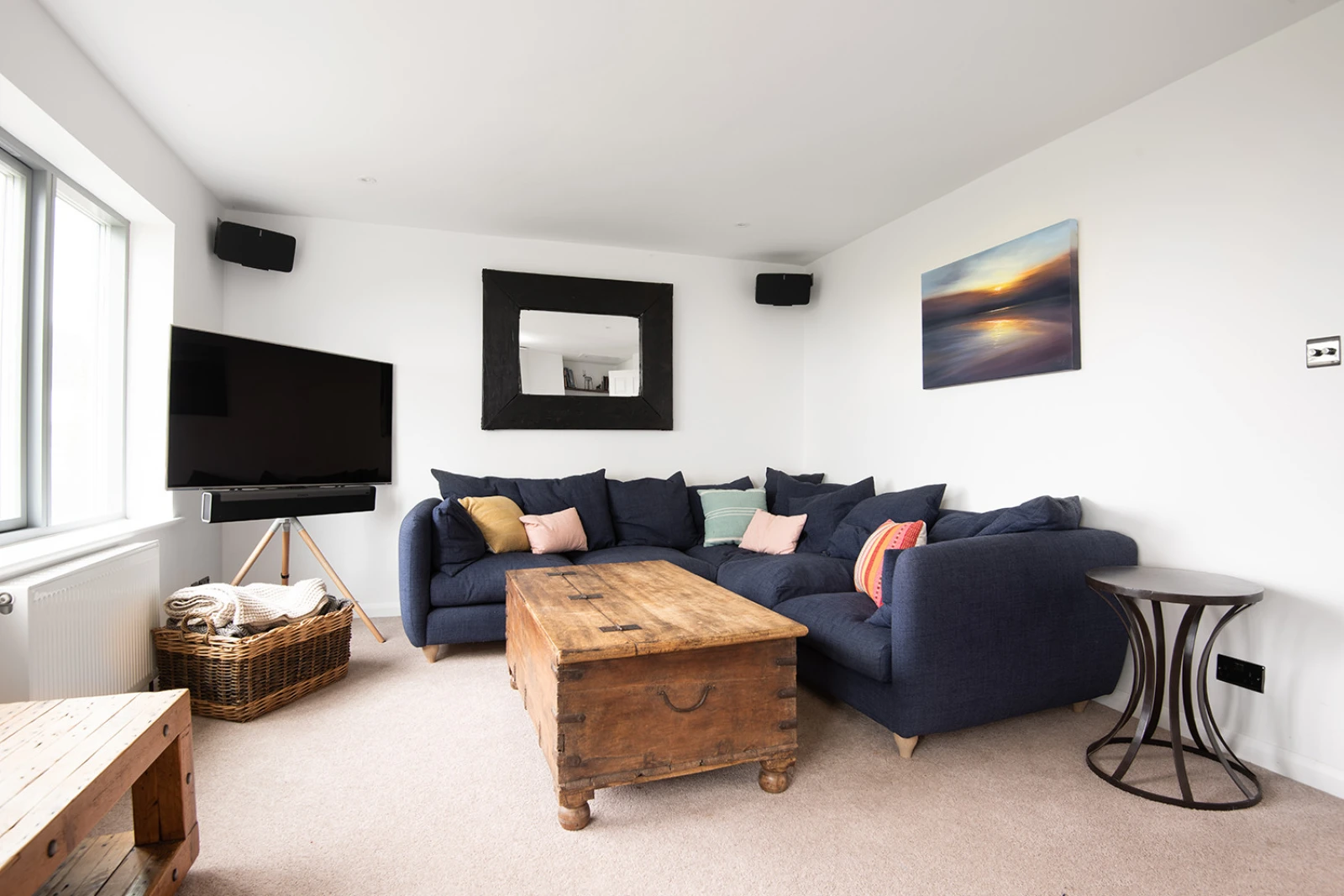 Another look at the lounge 