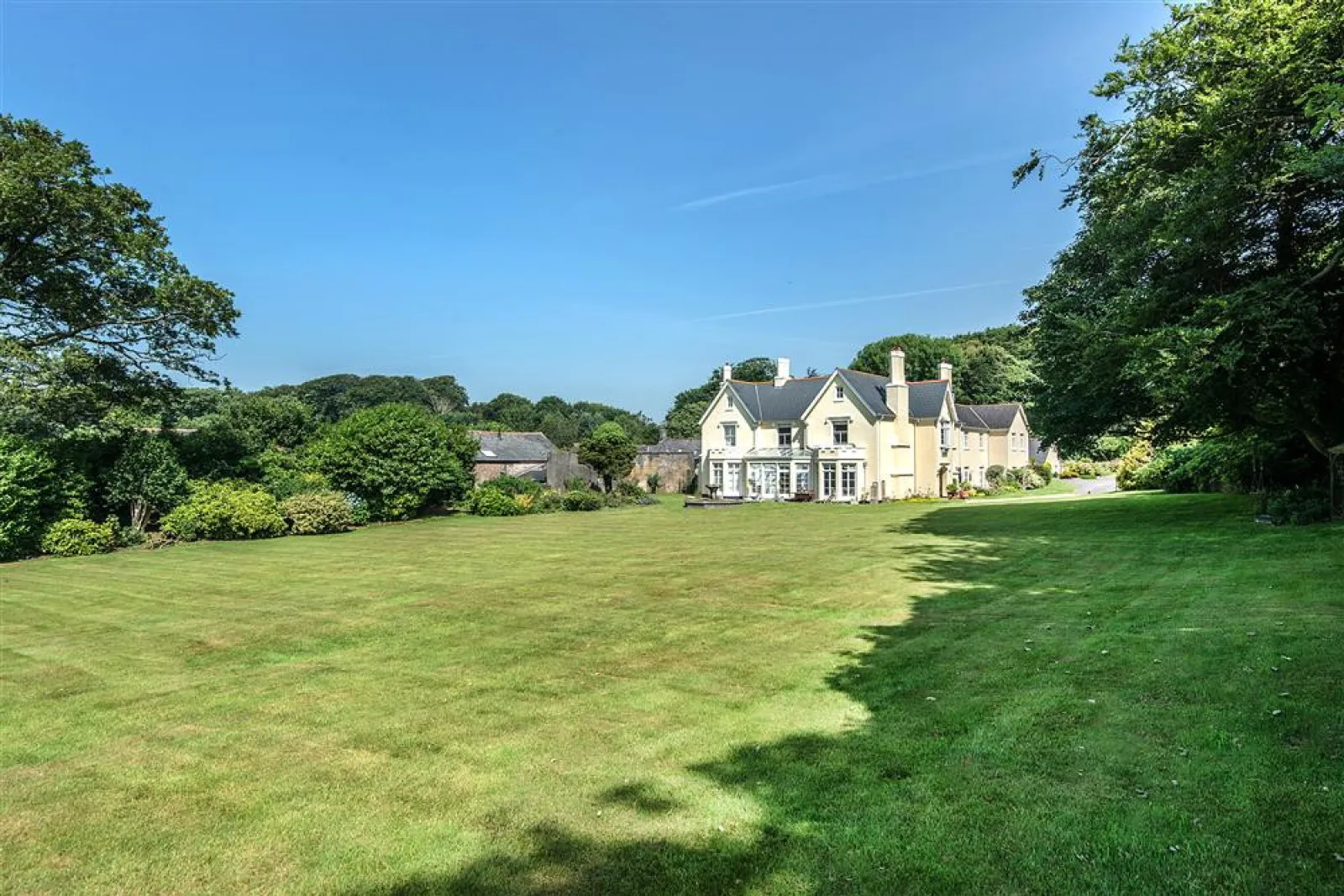 Fabulous grounds. 