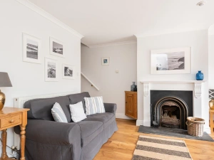 The cosy and spacious lounge.