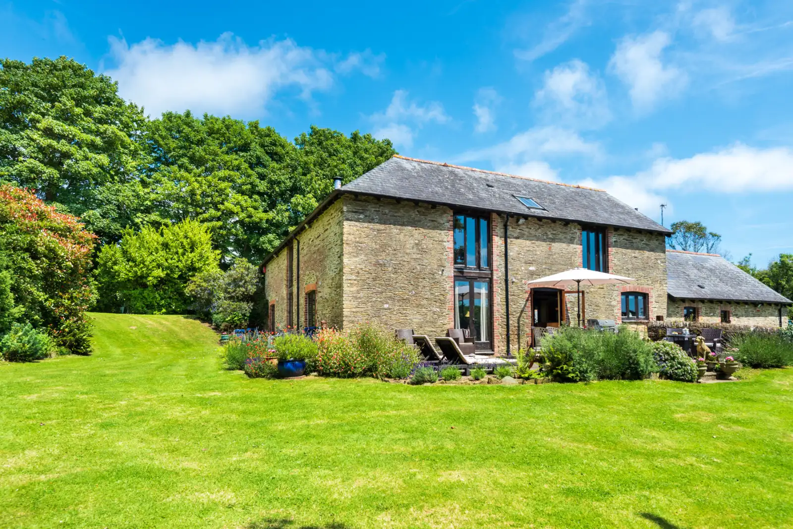 Welcome to Auton Court