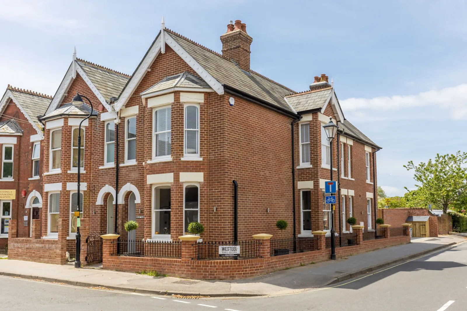 Property image 2 for THCB277