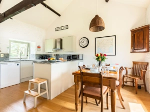 The kitchen and dining space