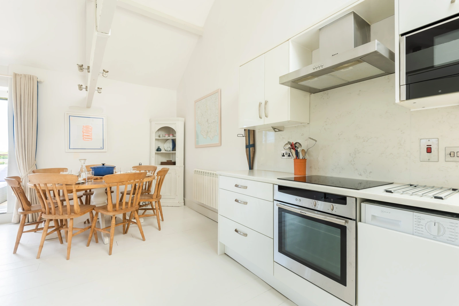 The kitchen and dining area
