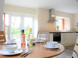 Generous sized kitchen/diner