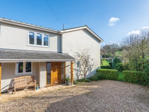 Welcome to stylish Clover Cottage.