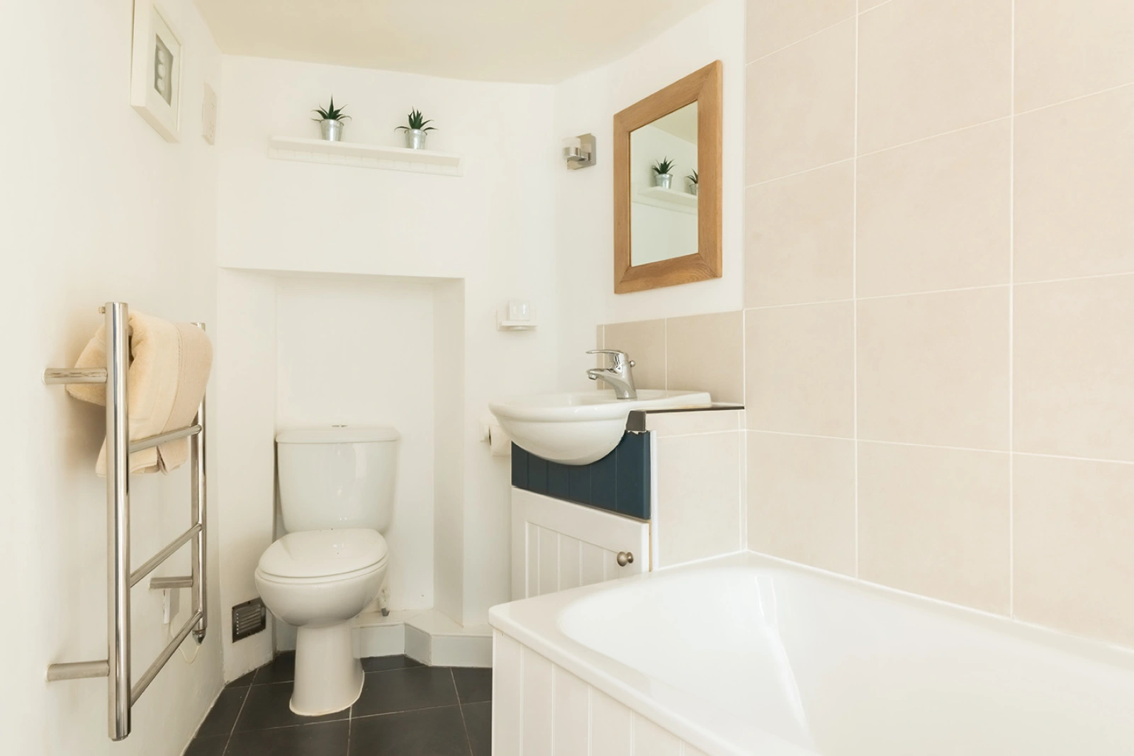 Property image 9 for THCCOBBLE