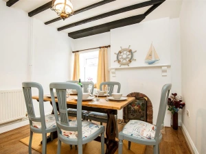 Dining room at Crays Cottage