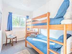 Bunk beds in the second bedroom