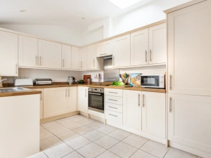 Property image 3 for THCELMCOT