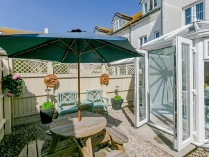 Patio and seating