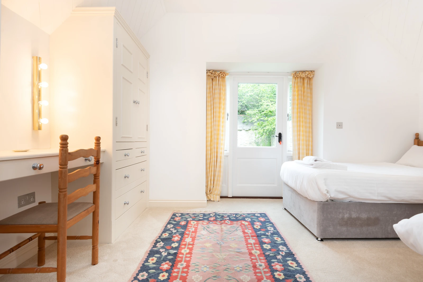 Another view of the twin bedroom in Windfalls