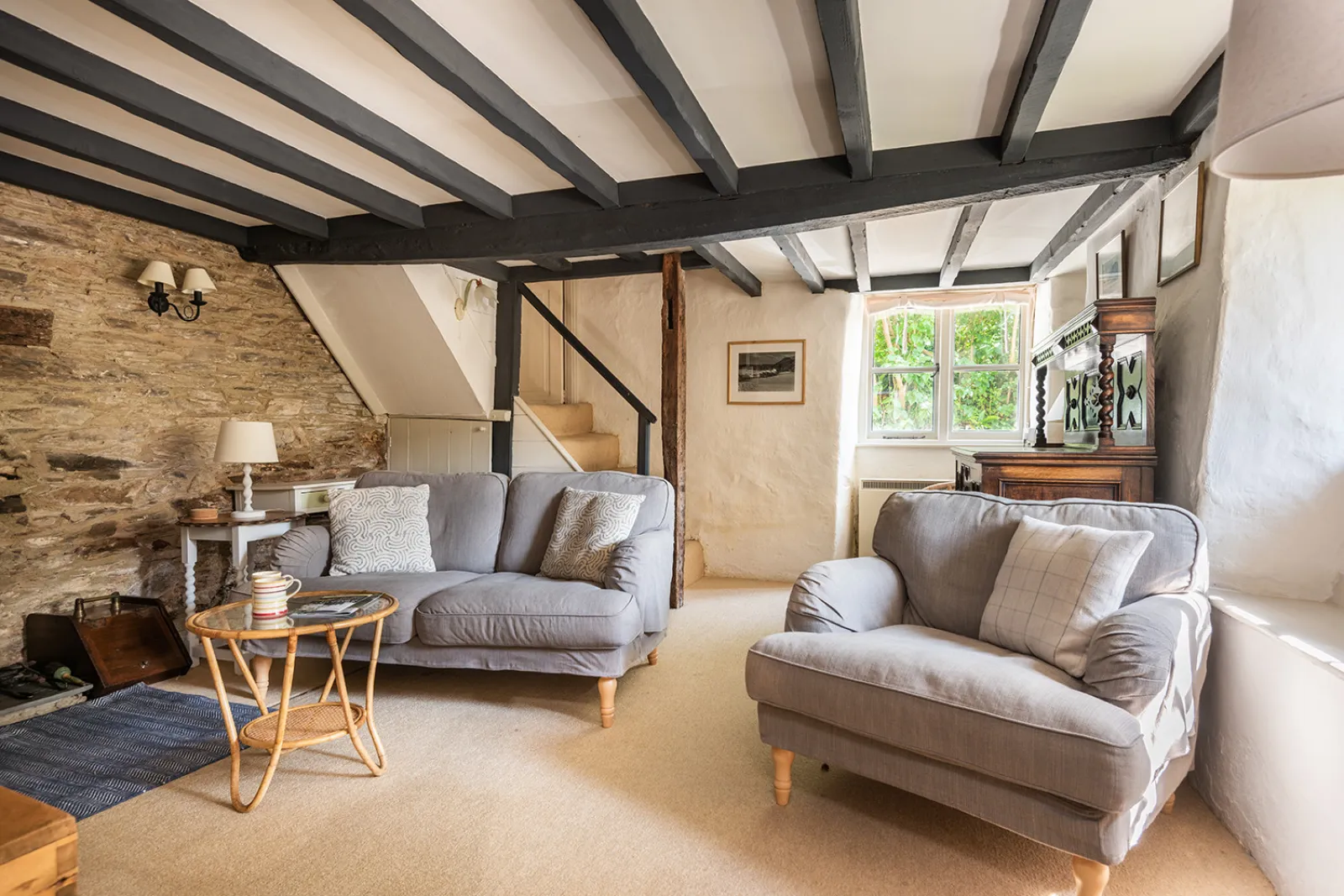 The cosy lounge 