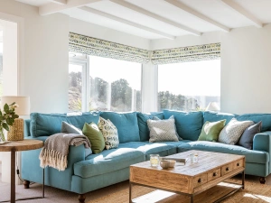 The very stylish lounge area 