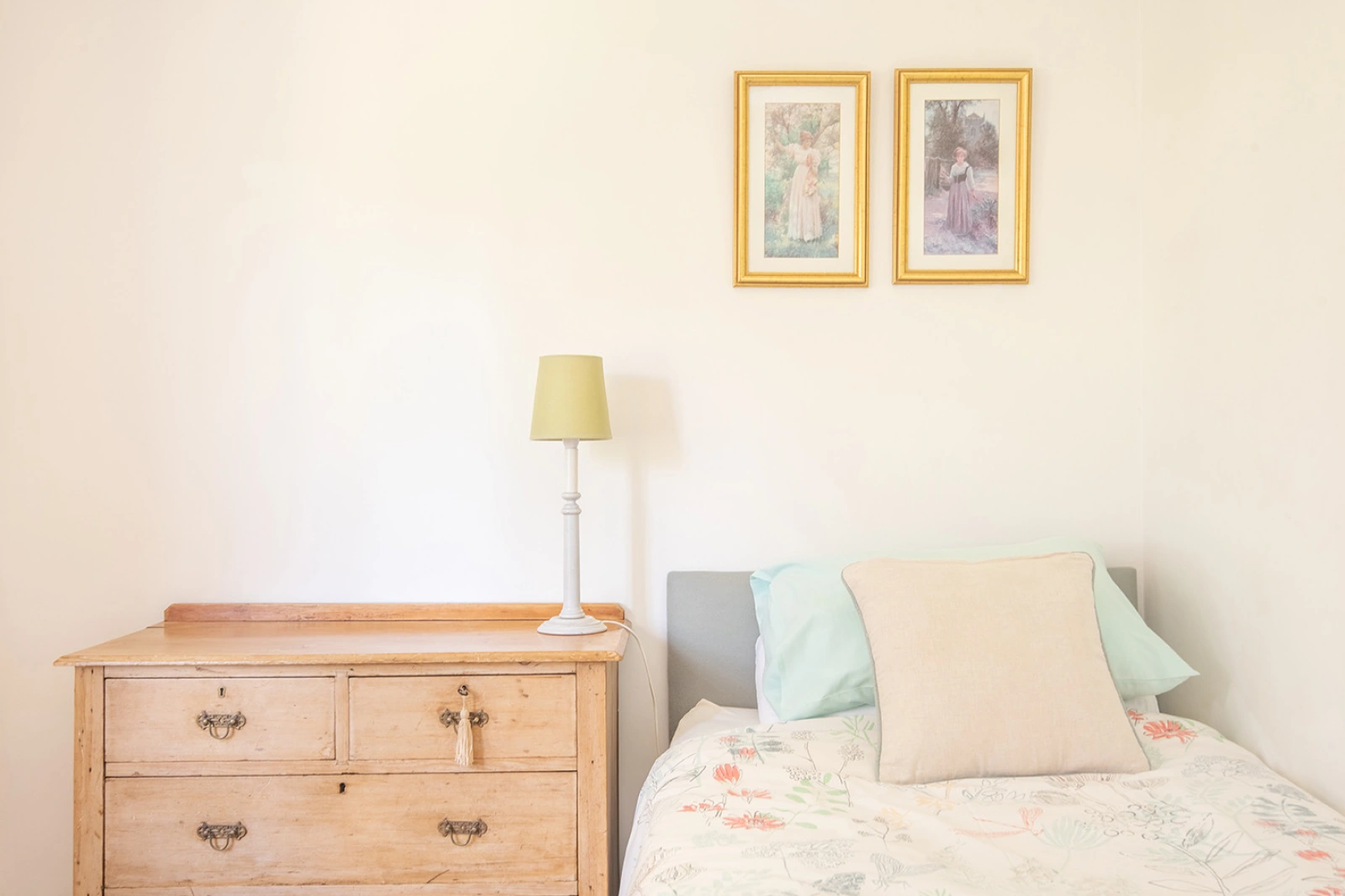 Single Bedroom